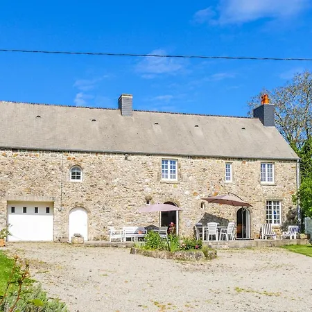 3 Bedroom Awesome In Bricquebec-en-cotentin Дом отдыха *