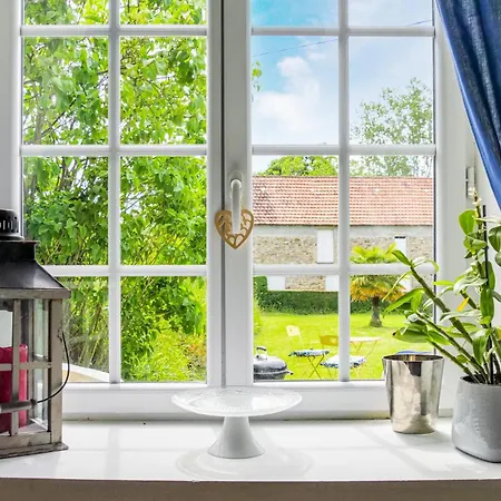 Gorgeous In Bricquebec-en-cotentin Saint-Martin-le-Hebert