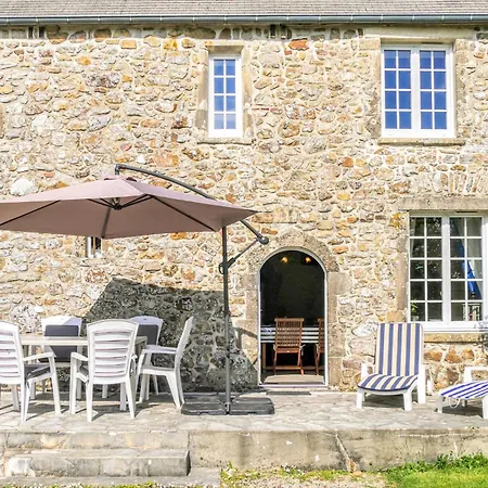 Дом отдыха 3 Bedroom Awesome In Bricquebec-en-cotentin Saint-Martin-le-Hebert