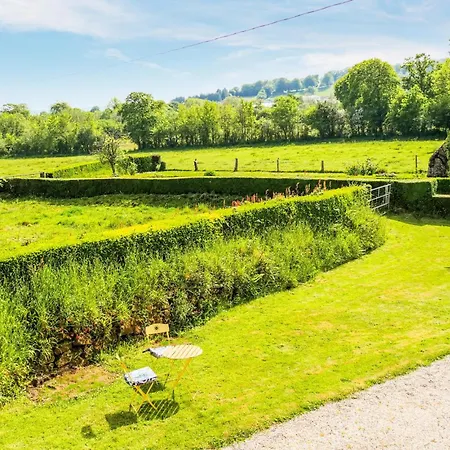 Сasa de vacaciones Gorgeous In Bricquebec-en-cotentin Saint-Martin-le-Hebert