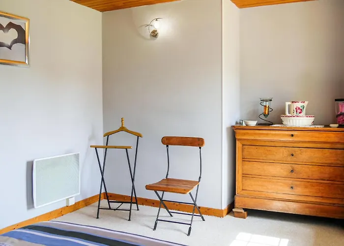 Holiday home Gorgeous In Bricquebec-en-cotentin Saint-Martin-le-Hebert