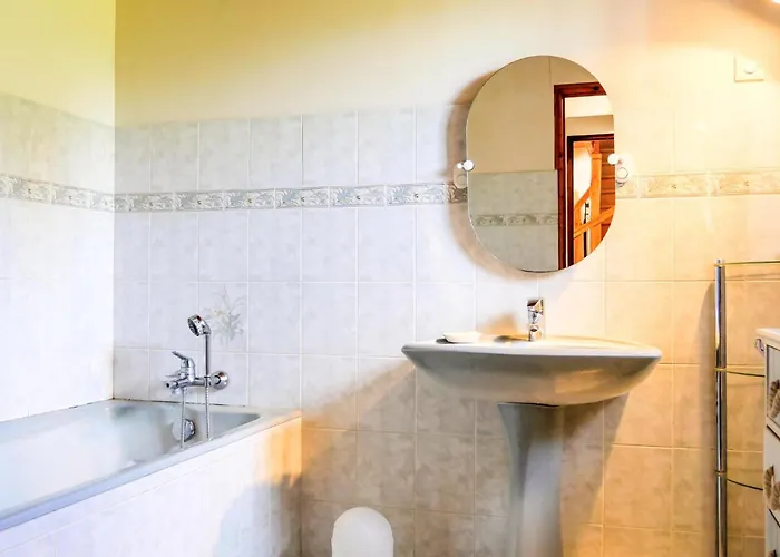 Holiday home Gorgeous In Bricquebec-en-cotentin