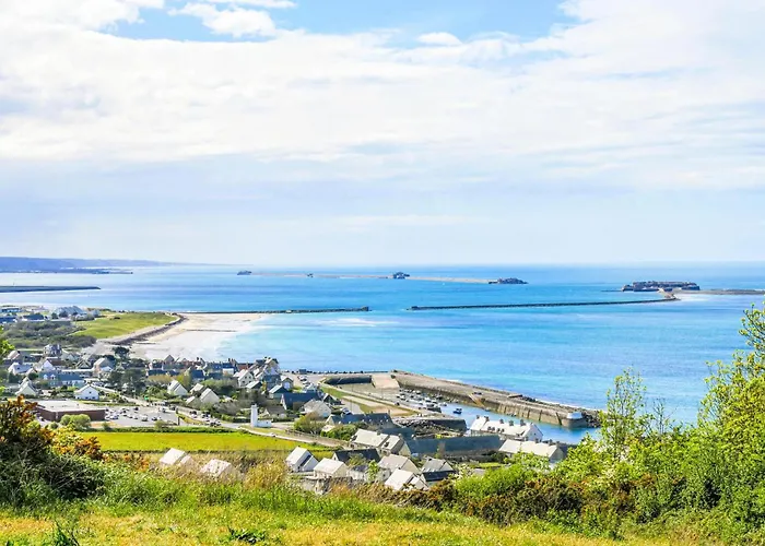 Gorgeous In Bricquebec-en-cotentin Saint-Martin-le-Hebert