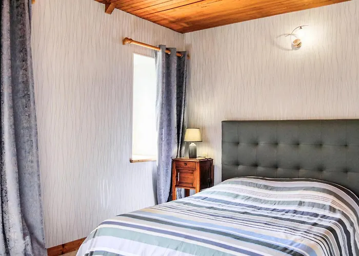 Holiday home Gorgeous In Bricquebec-en-cotentin Saint-Martin-le-Hebert