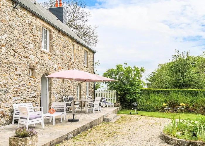 Gorgeous In Bricquebec-en-cotentin